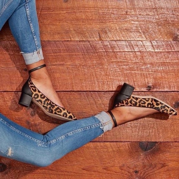 Sam Edelman Shoes - Sam Edelman Lola Ankle Strap Pump